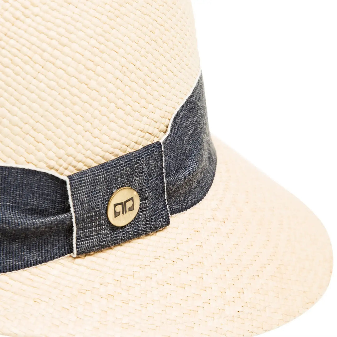 cappello di panama con visiera corta da donna foto con vista dettaglio ravvicinato color naturale primario nesti