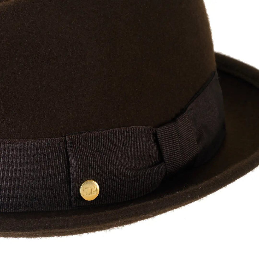 cappello lobbia homburg classico in feltro di lana merinos da uomo color cioccolato fondente foto con vista dettaglio ravvicinato primario nesti