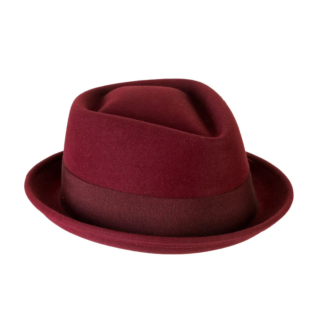 cappello pork pie in feltro raso di lapin con fodera da uomo color bordeaux reale foto con vista inclinata destra primario nesti